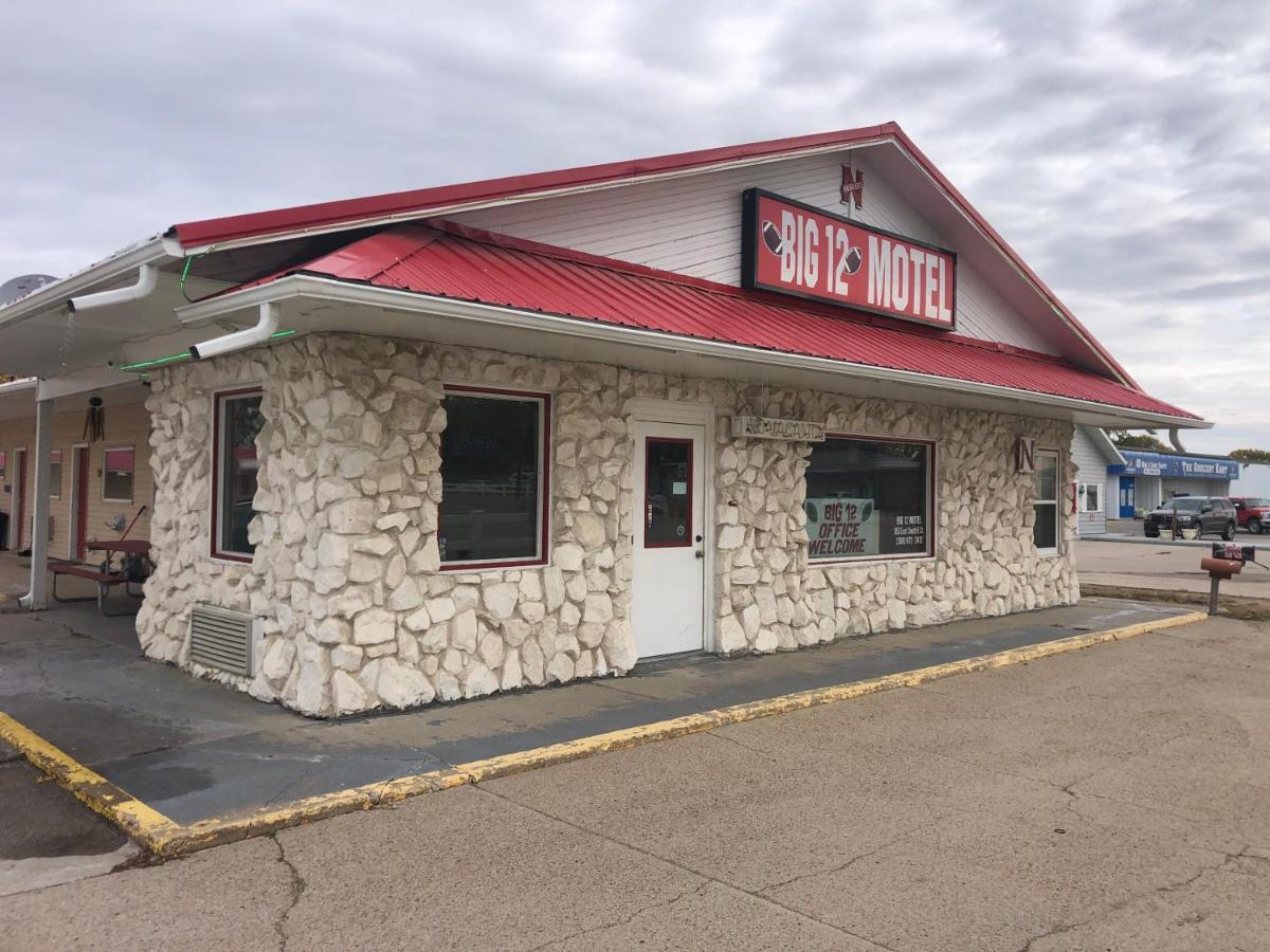 Big 12 Motel Broken Bow Esterno foto