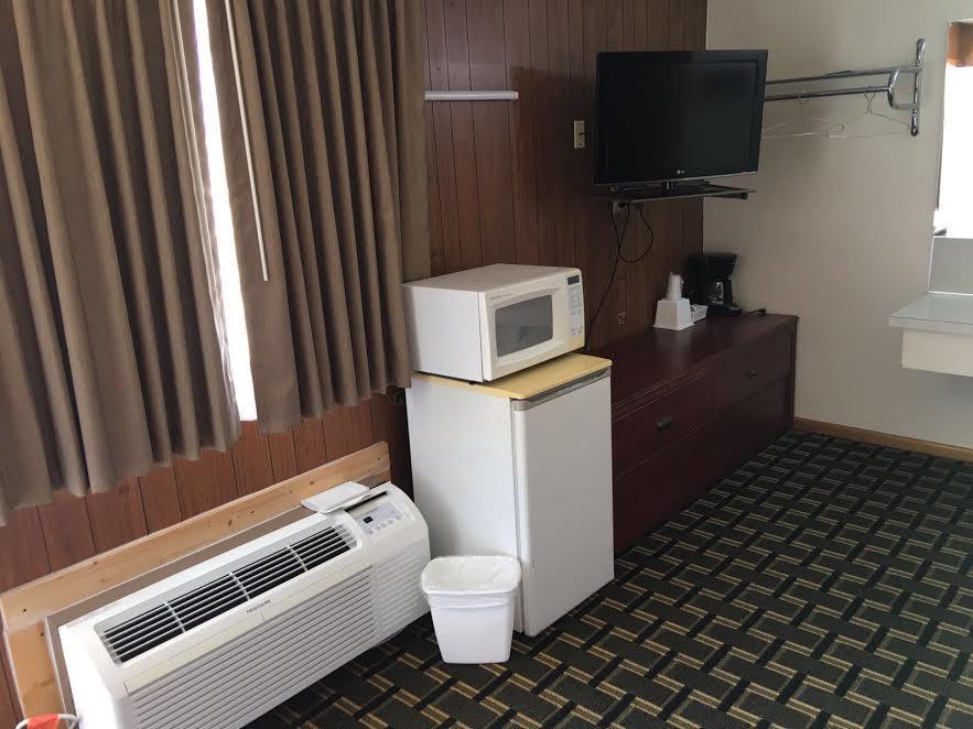 Big 12 Motel Broken Bow Esterno foto